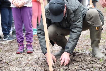 Z zasaditvijo dreves smo uradno odprli kolesarsko povezavo Kamnik–Godič (45)